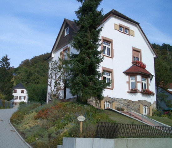 Ehemaliges Schwesternhaus in Bensheim Auerbach